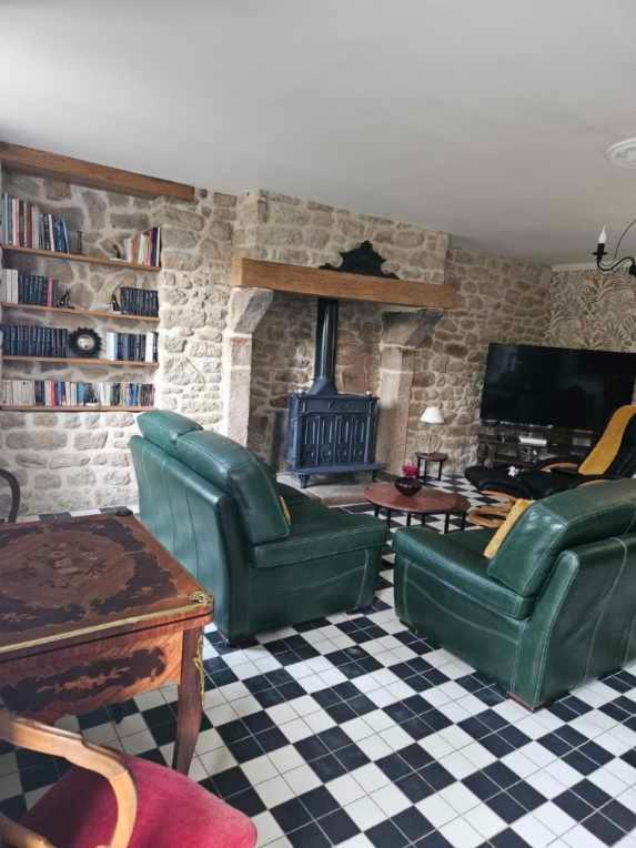 Les 13 Lavoirs D'Antan - Chambre Globe-Trotteur Saint-Pierre-Eglise Luaran gambar