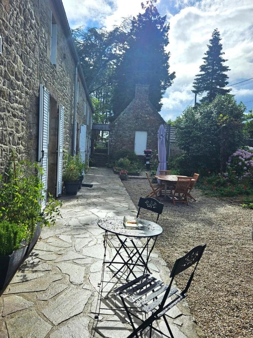 Les 13 Lavoirs D'Antan - Chambre Globe-Trotteur Saint-Pierre-Eglise Luaran gambar
